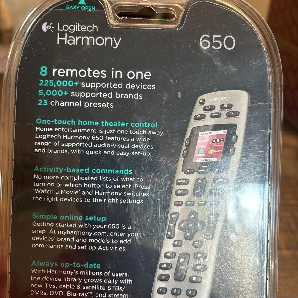 New sealed Logitech 915-000159 Harmony 650 Universal Color Screen Remote Silver